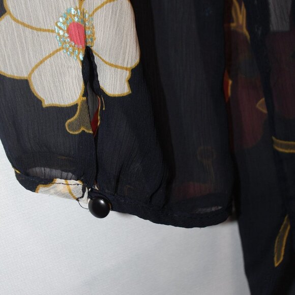 LC Lauren Conrad Navy Floral 3/4 Sleeve Top - Picture 12 of 14